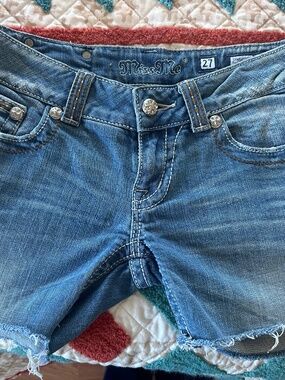 Miss Me Bermuda Shorts Size 27